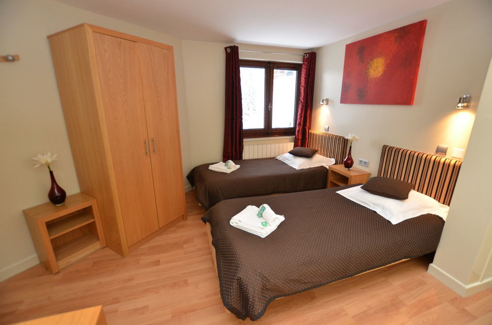 Hotel Rhodos Morzine Авориаз Екстериор снимка